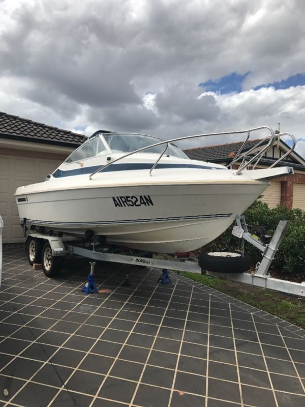 5.5 Seafarer Ventura Half Cabin for sale in Australia