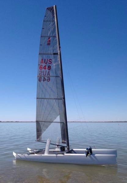 a class catamaran mast for sale