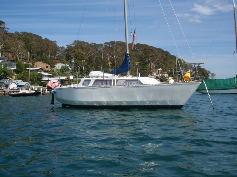 intro 22 yacht for sale