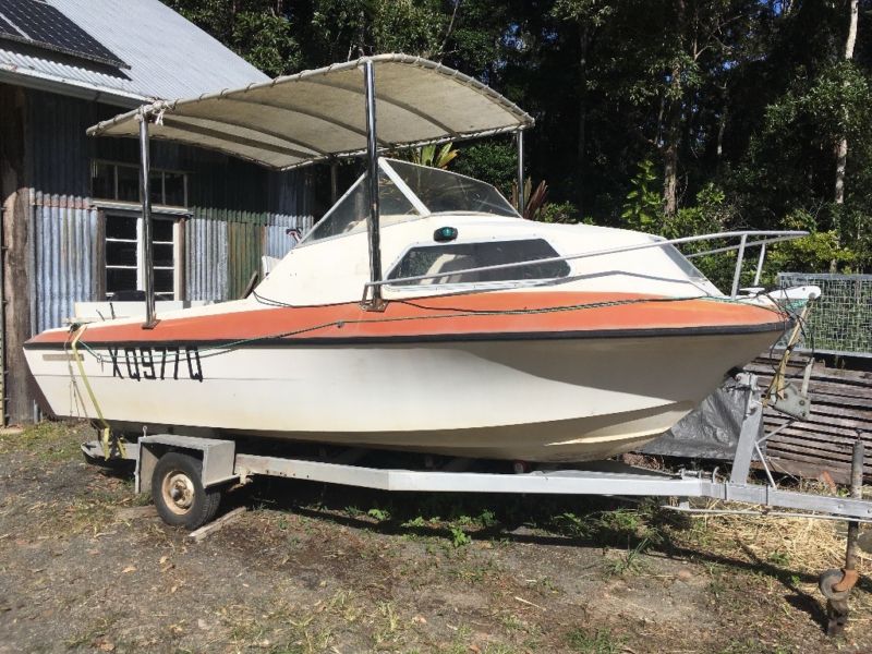 Seafarer Venus Half Cabin 15.7f 90hp Evinrude Bargan for sale from ...