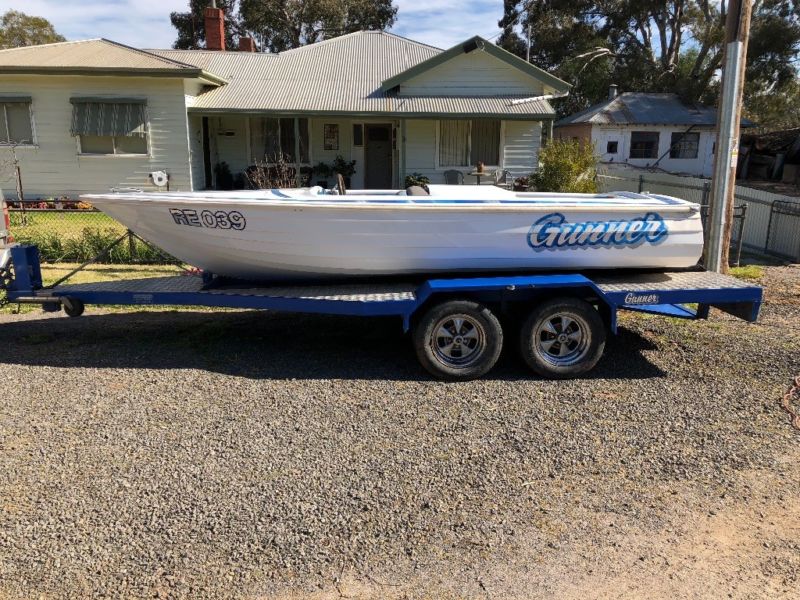 skimaster clinker 308 v8 inboard speed boat for sale in