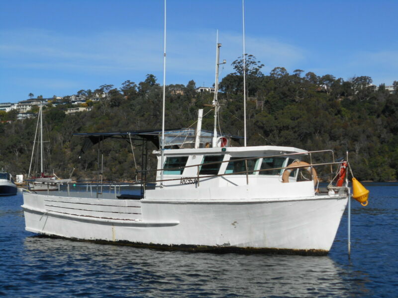 australian trawler yachts