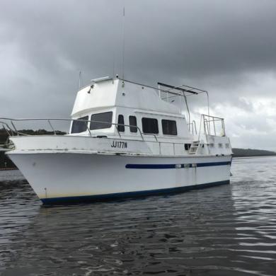 30ft Roberts Aft Cabin Cruiser Diesel Shaft Drve Sleeps 9 Livabord