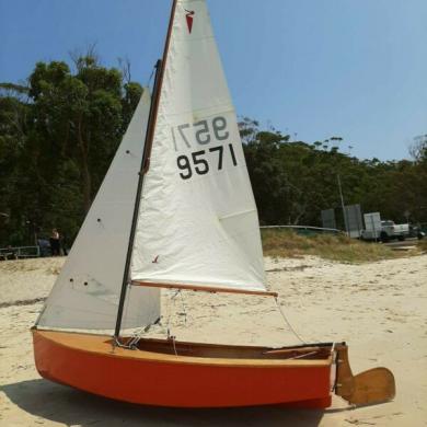 Heron Sailing Dinghy for sale in Australia